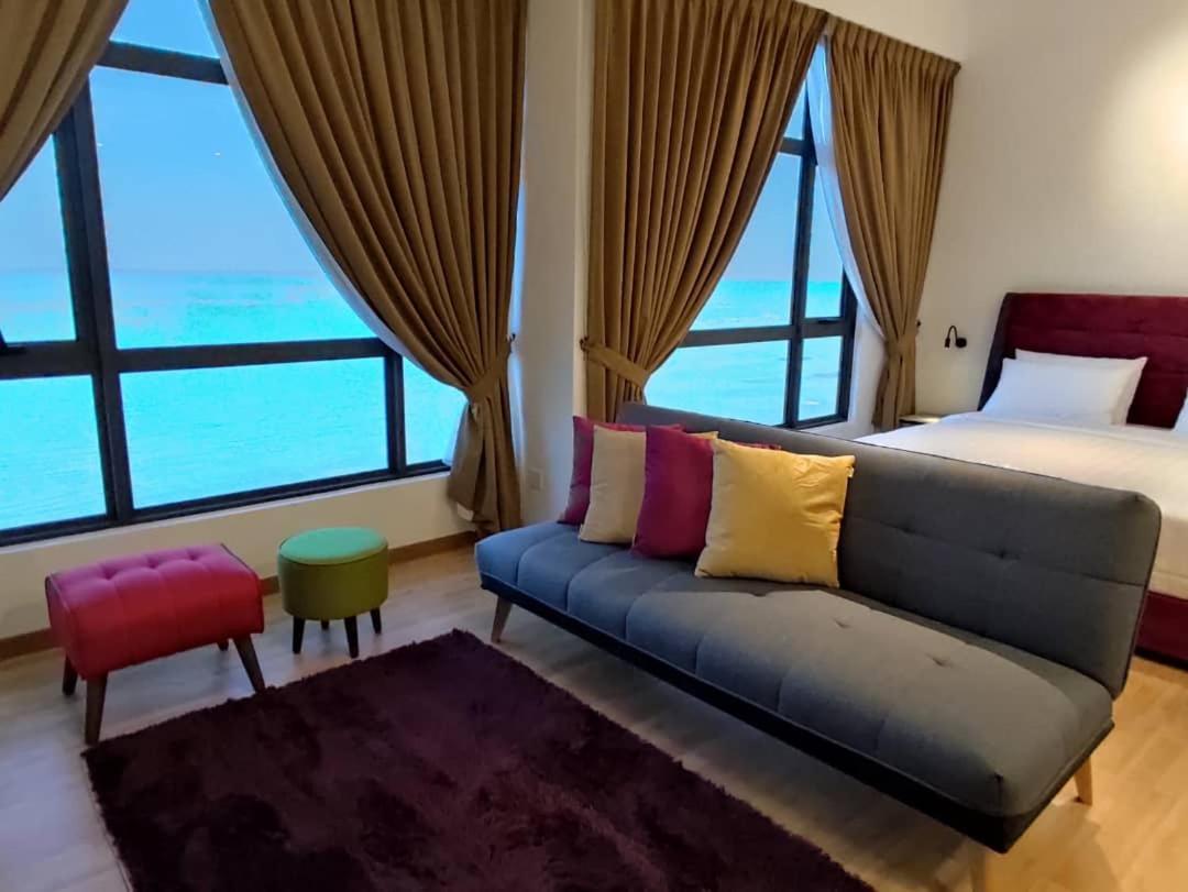 Seaview Studio With King Bed At Imperium Residence, Куантан Экстерьер фото